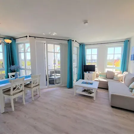 Stilvolle Mit Gemuetlichem Balkon In Lejlighed