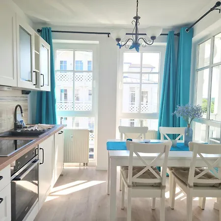 Stilvolle Mit Gemuetlichem Balkon In Lejlighed *